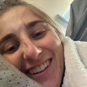 Meet your Posher, Claudia